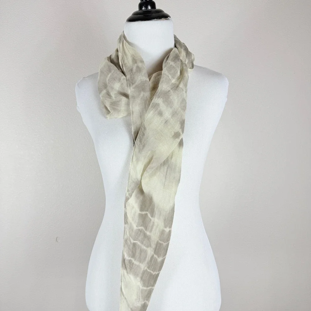 Eileen Fisher Taupe Cream Tie Dye Gauze Lightweight Triangle Scarf Wrap OS